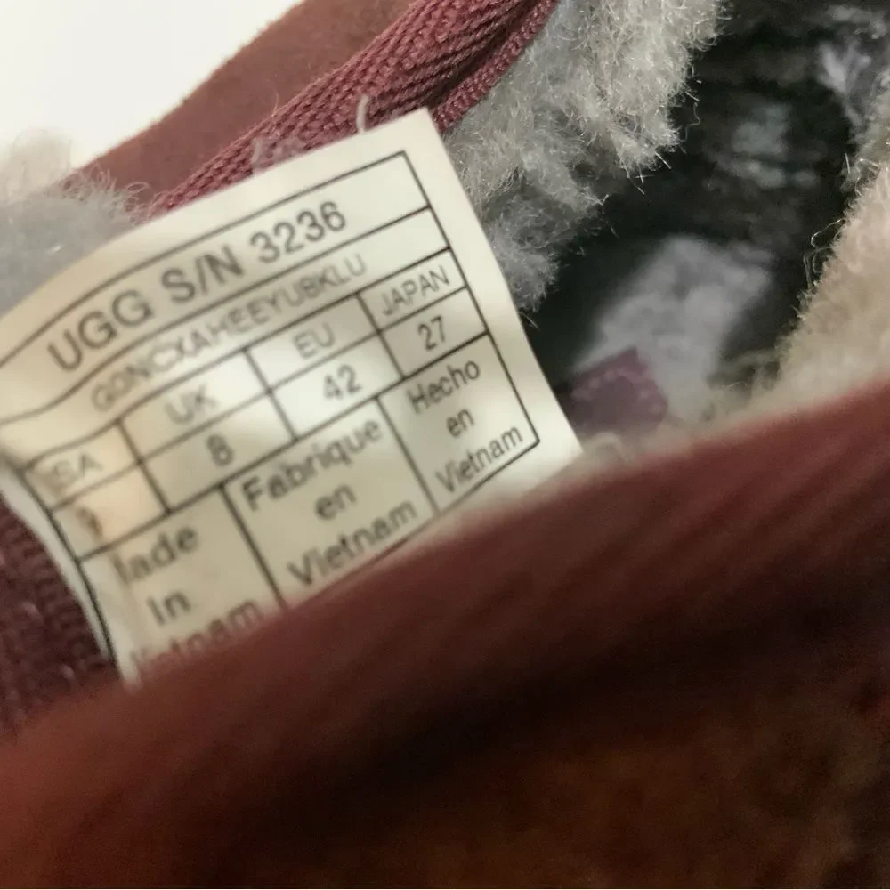 UGG Neumel 3236 Men's Burgundy Suede Cordovan Ankle Boots size 9/42